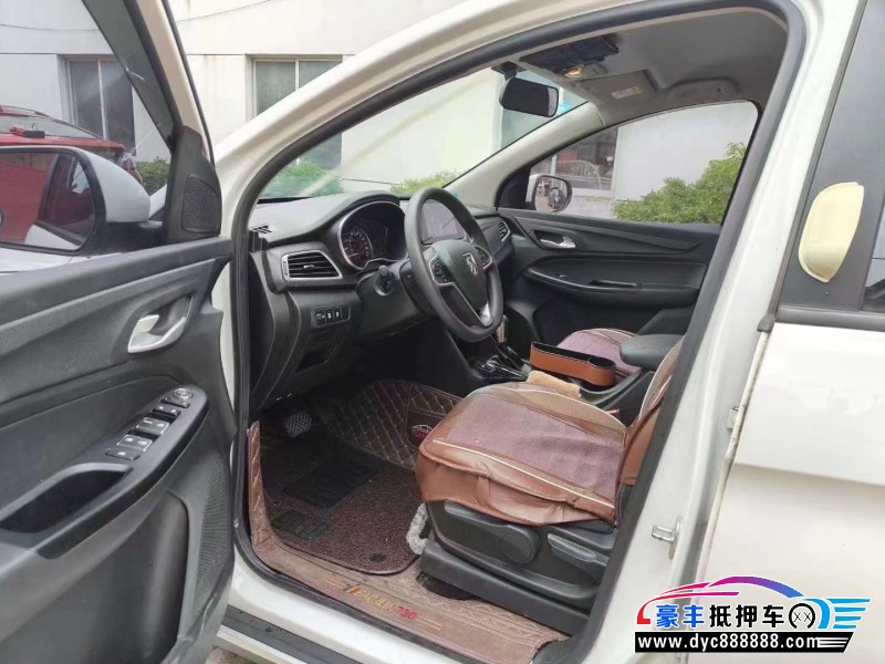 20年宝骏730轿车抵押车出售