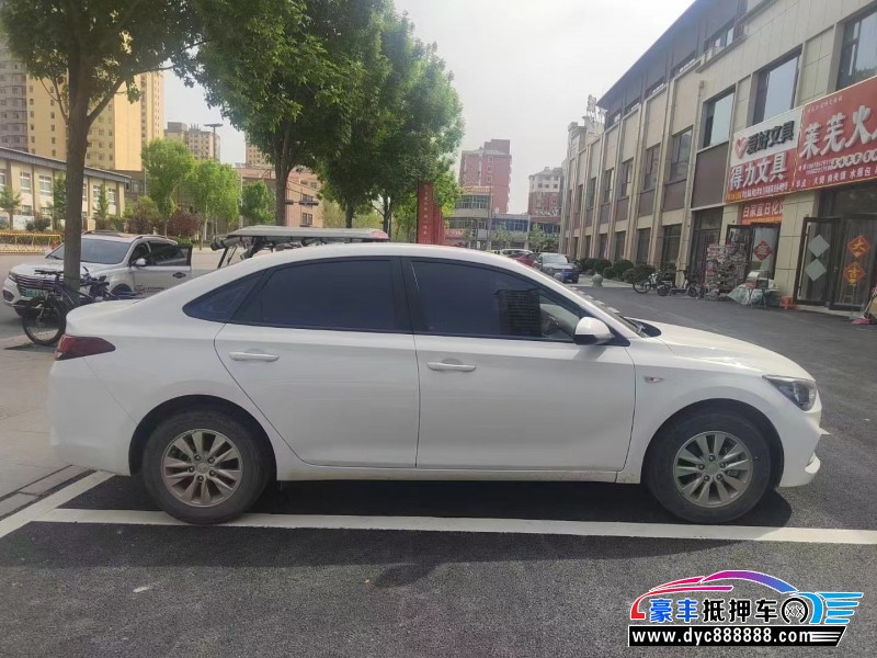 20年现代悦动轿车抵押车出售