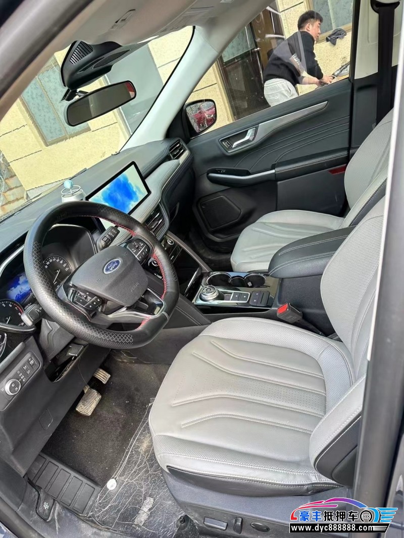 22年福特锐际轿车抵押车出售