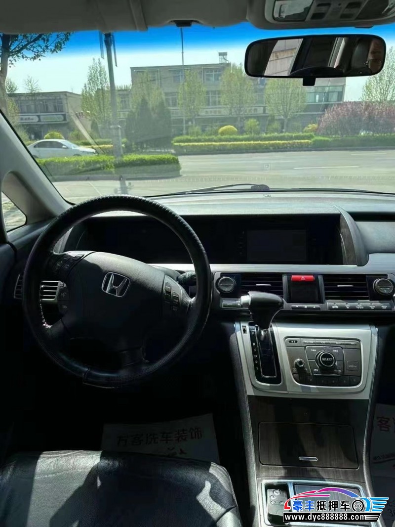 15年本田艾力绅轿车抵押车出售