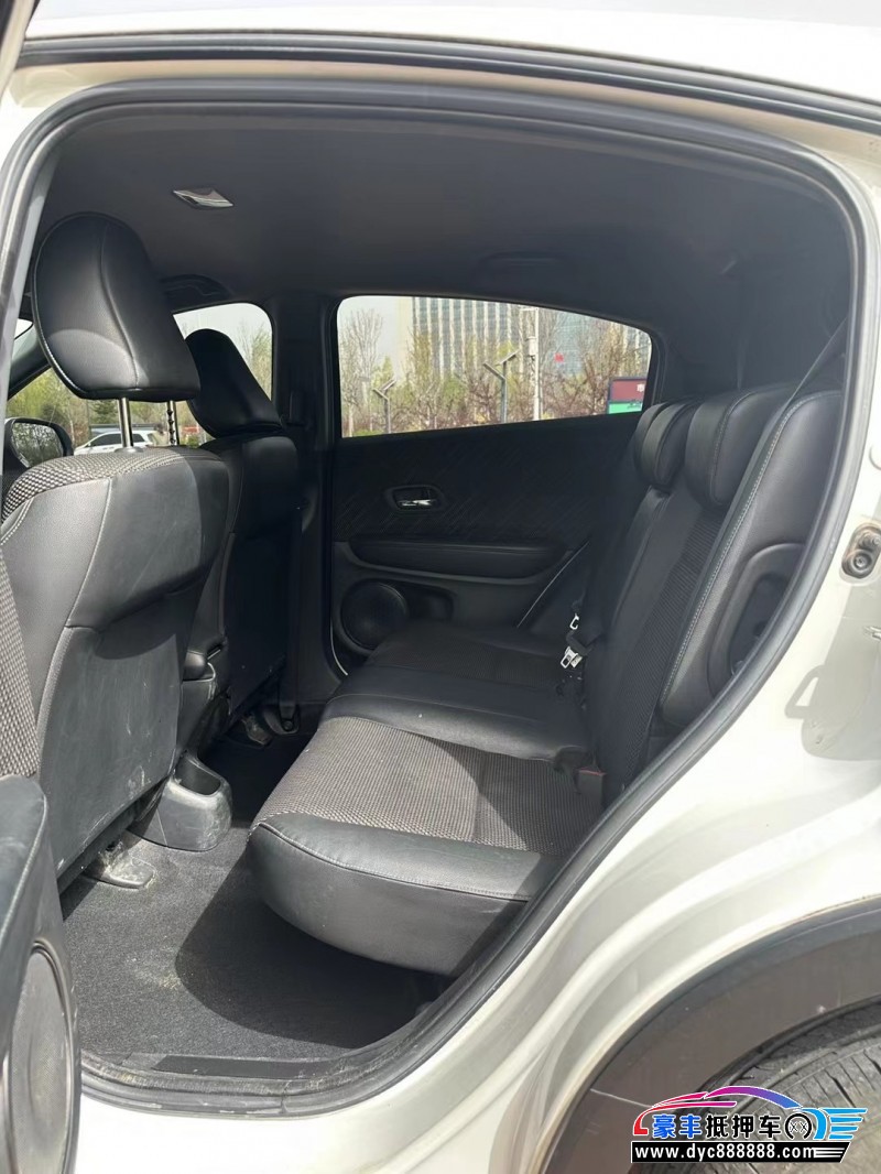 17年本田XRV轿车抵押车出售