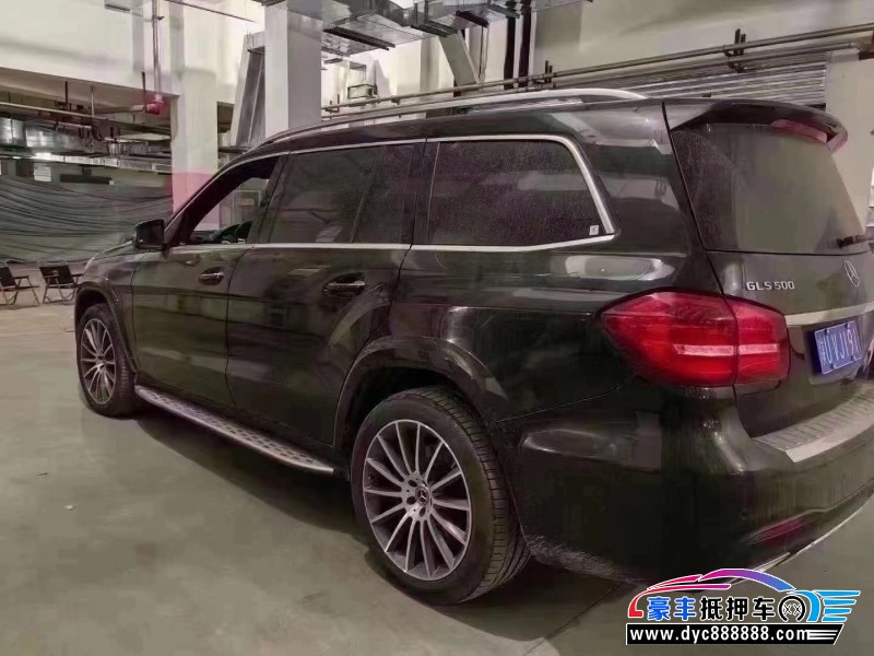 18年奔驰GLS轿车抵押车出售