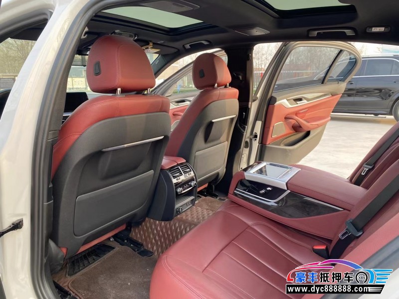 20年宝马5系轿车抵押车出售