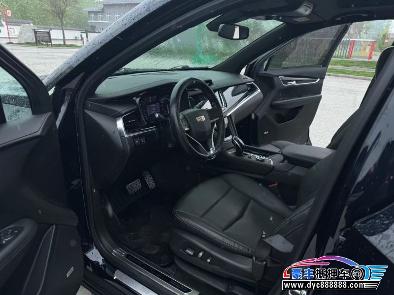 21年凯迪拉克xt6轿车抵押车出售