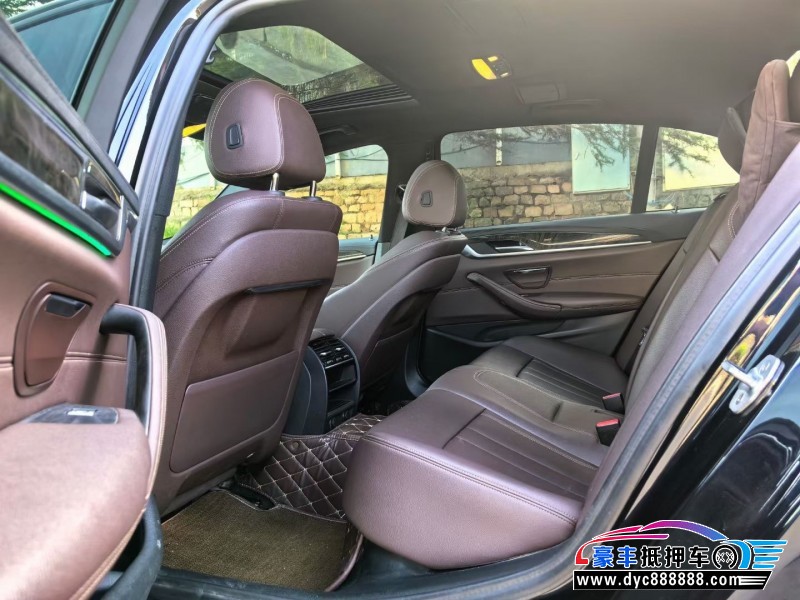 19年宝马5系轿车抵押车出售