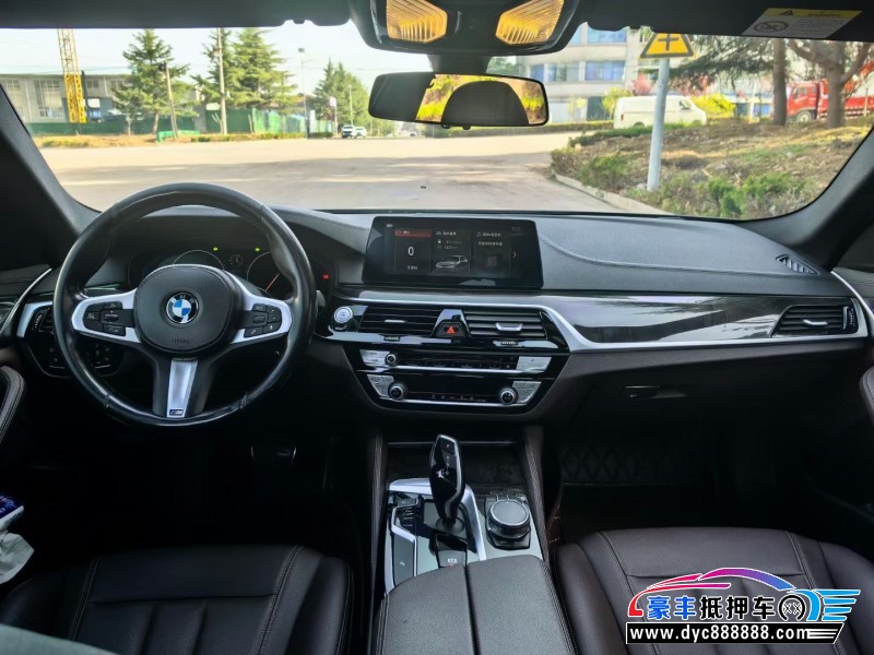 19年宝马5系轿车抵押车出售