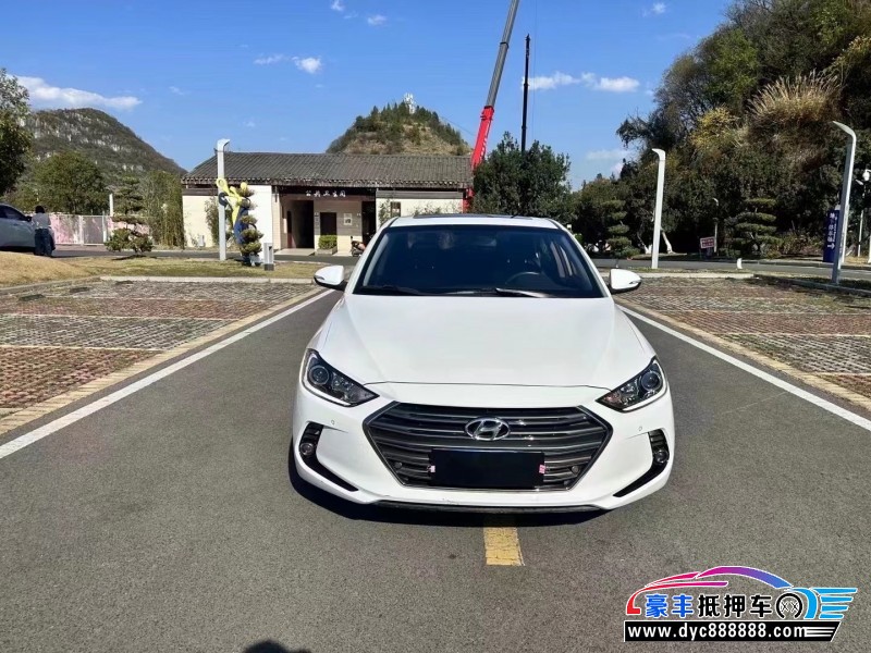 18年现代领动轿车抵押车出售