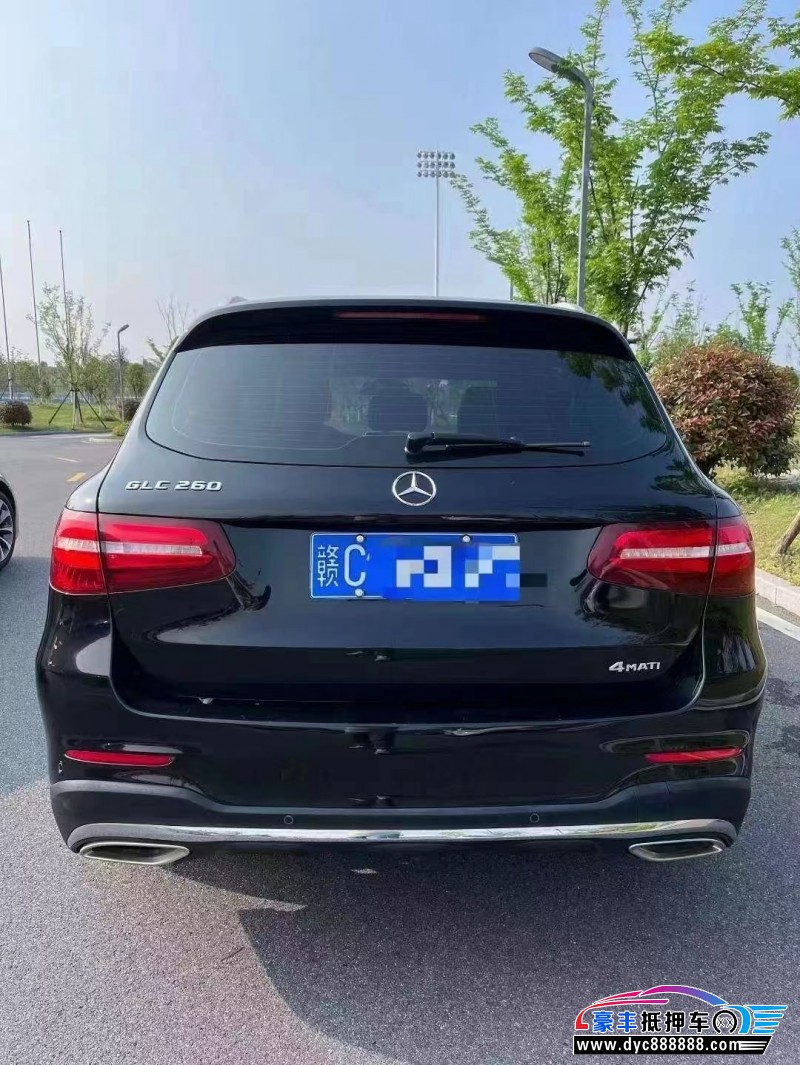 18年奔驰GLC轿车抵押车出售