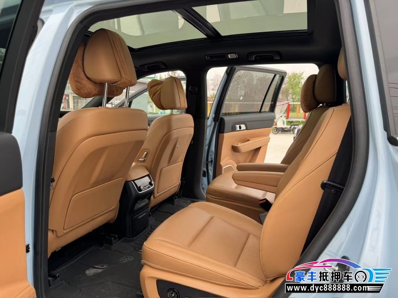 21年理想ONE轿车抵押车出售