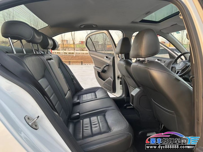 19年大众朗逸轿车抵押车出售