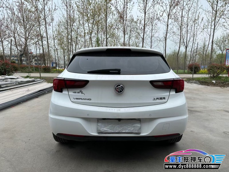 17年别克威朗轿车抵押车出售