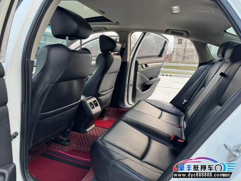 20年本田雅阁轿车抵押车出售