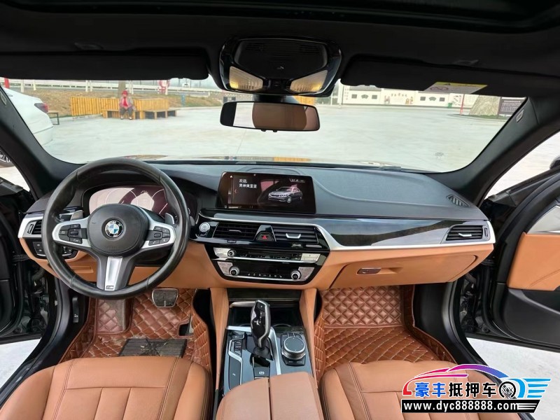 19年宝马5系轿车抵押车出售