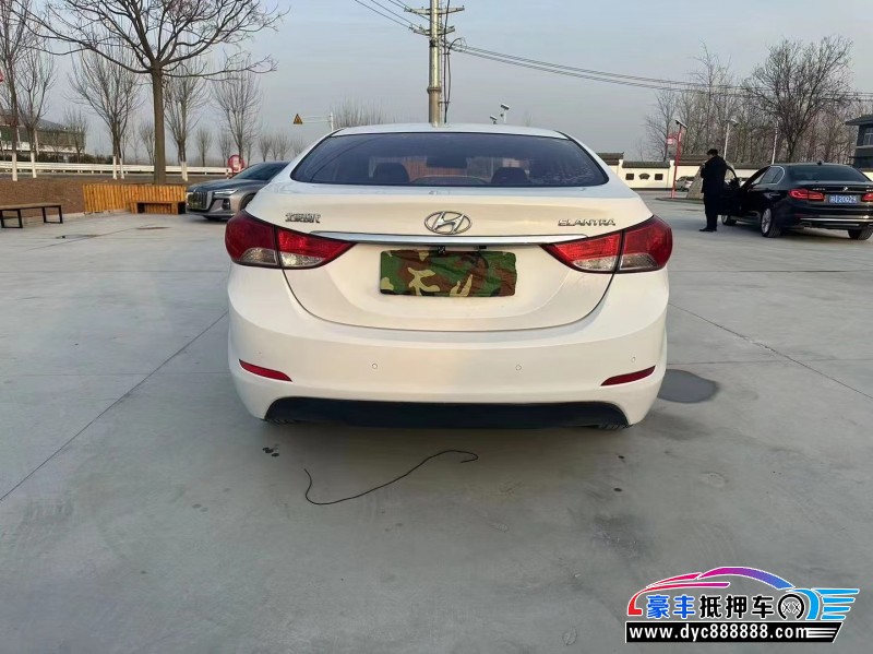 14年现代领动轿车抵押车出售