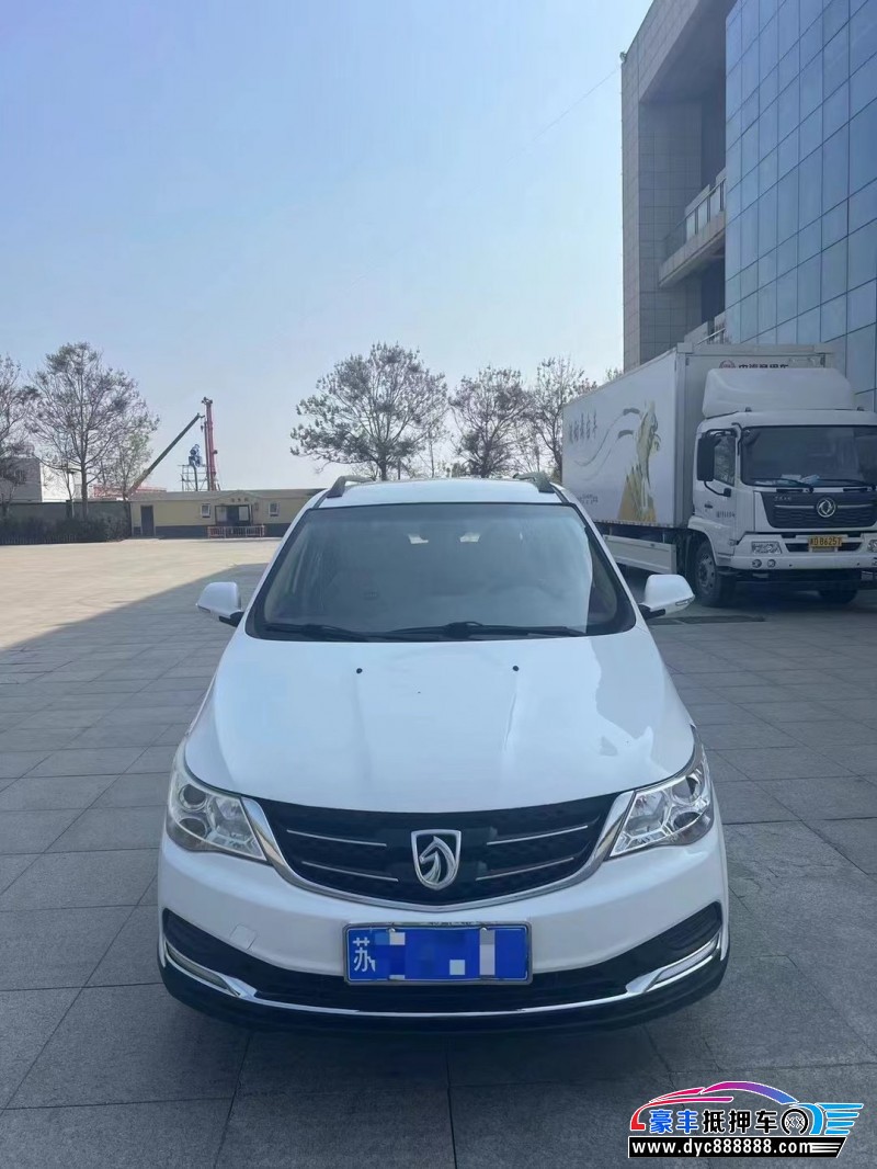 17年宝骏730轿车抵押车出售