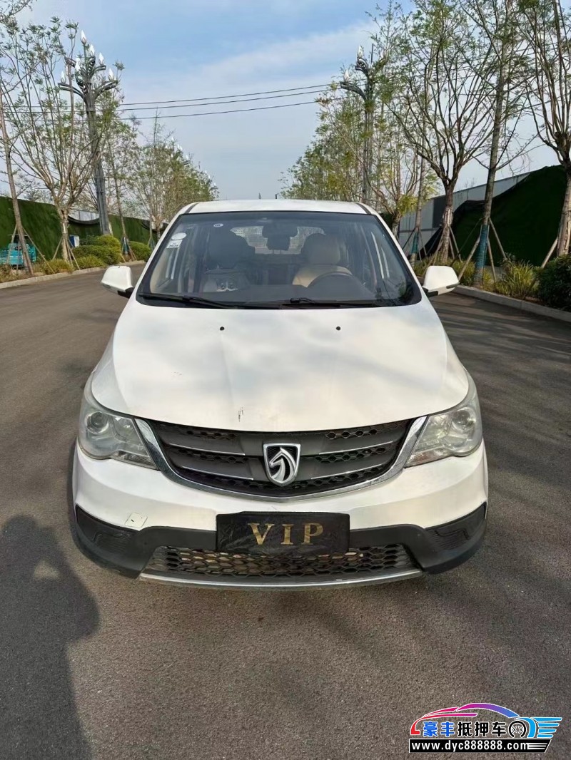 16年宝骏730轿车抵押车出售