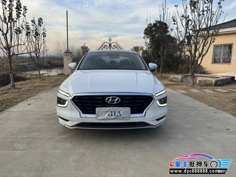 21年现代名图轿车抵押车出售