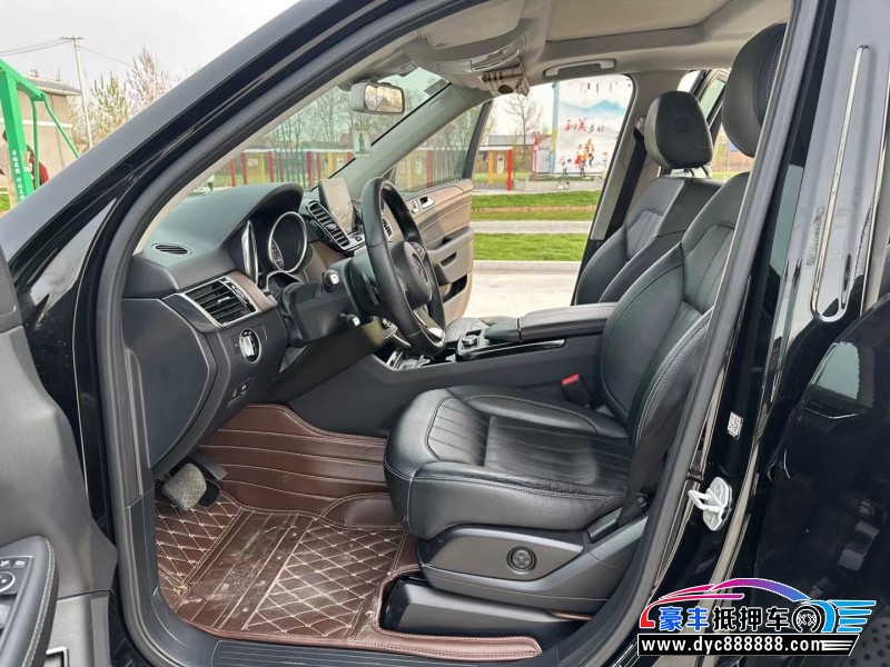 16年奔驰GLE轿车抵押车出售