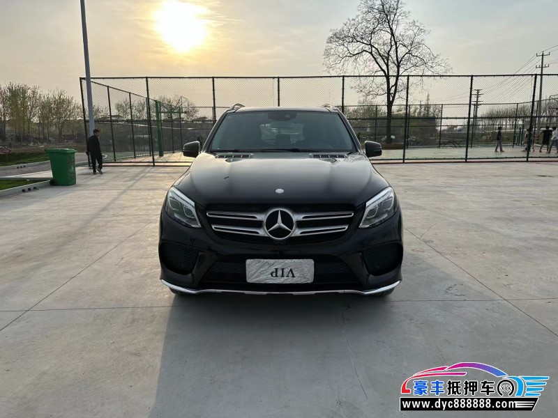 16年奔驰GLE轿车抵押车出售