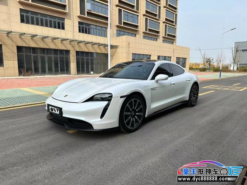 22年保时捷TaYcan轿车抵押车出售