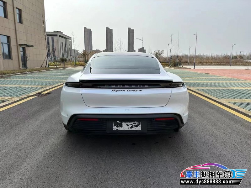 22年保时捷TaYcan轿车抵押车出售