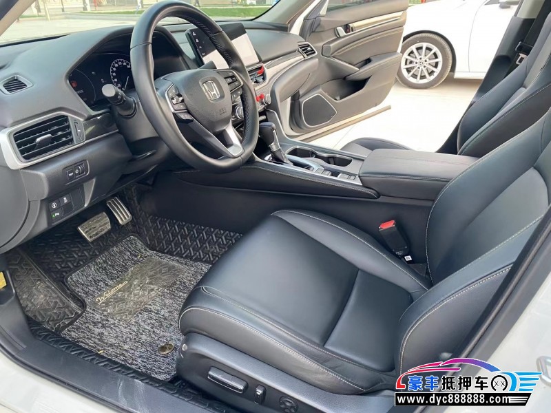 22年本田雅阁轿车抵押车出售