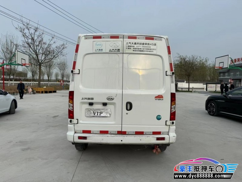 22年上汽大通V80轿车抵押车出售