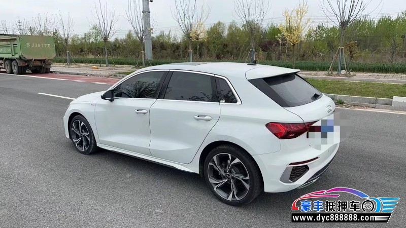 22年奥迪A3轿车抵押车出售