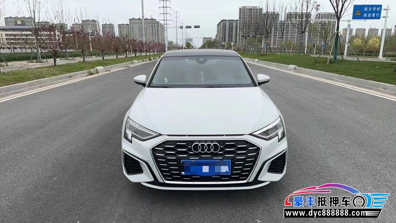 22年奥迪A3轿车抵押车出售