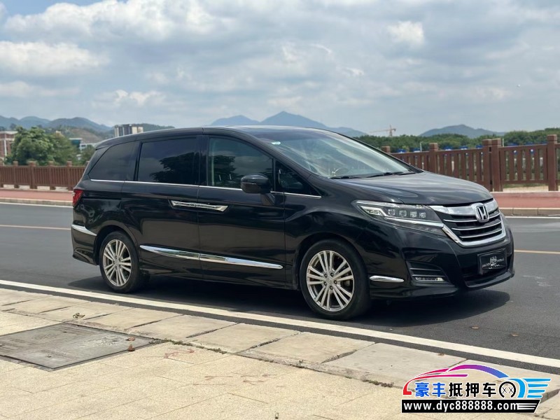 17年本田艾力绅轿车抵押车出售