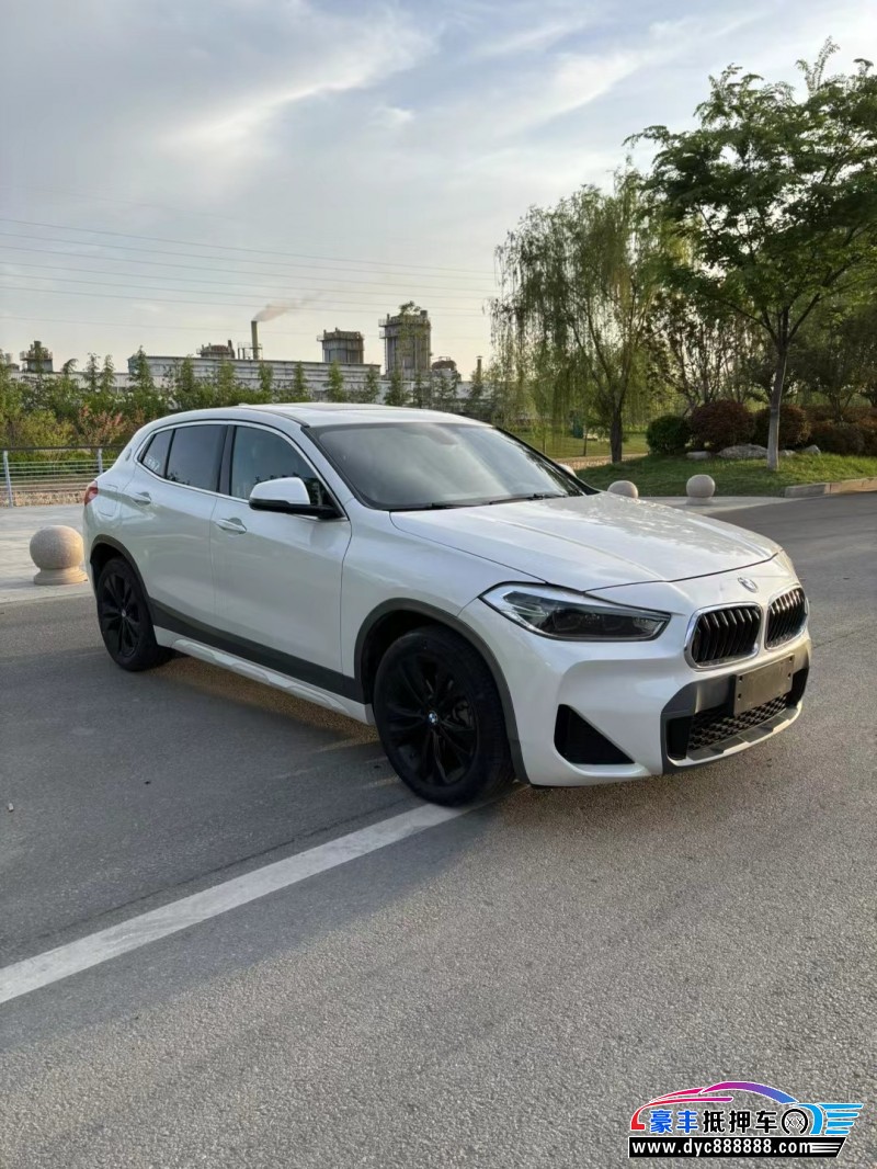 20年宝马X2轿车抵押车出售