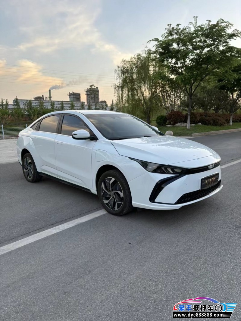 24年吉利几何轿车抵押车出售