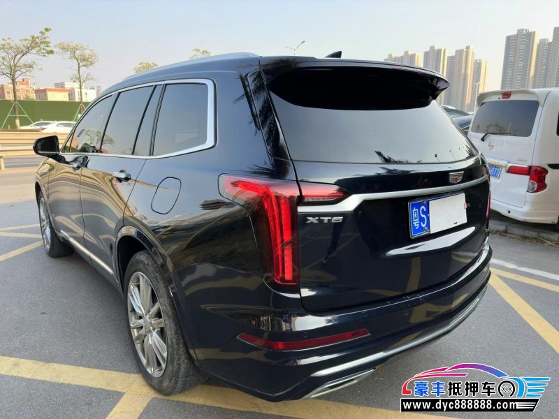 21年凯迪拉克xt6轿车抵押车出售