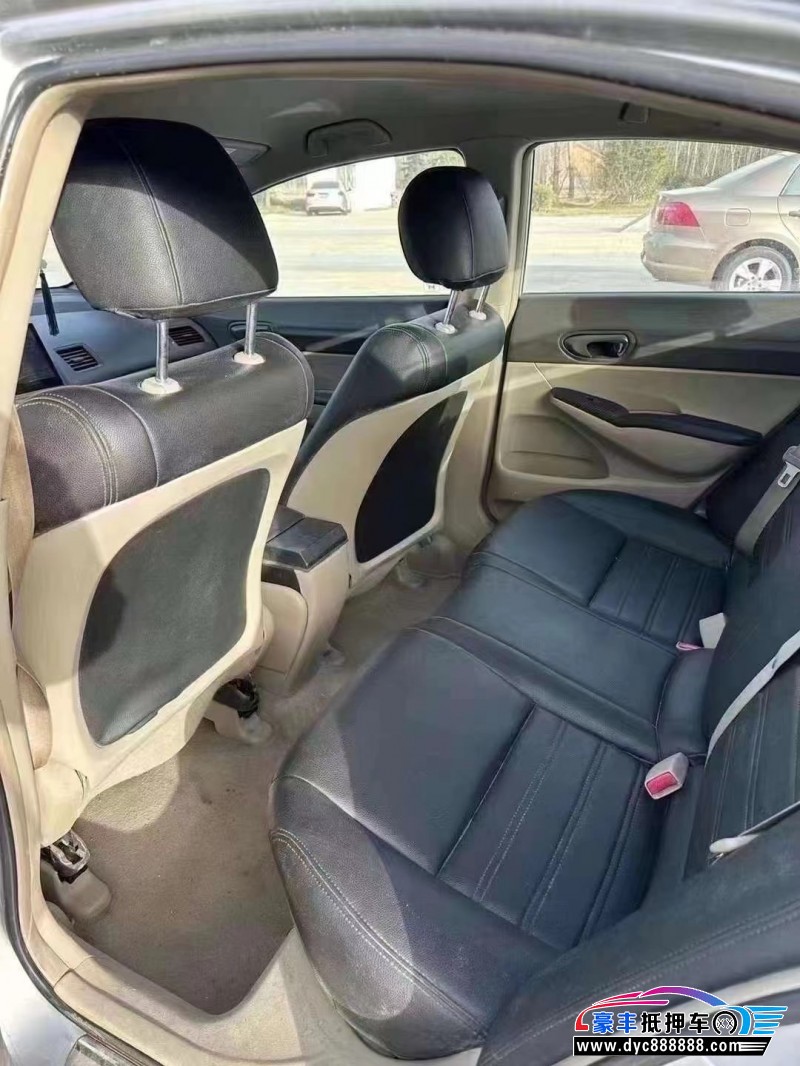 09年本田思域轿车抵押车出售