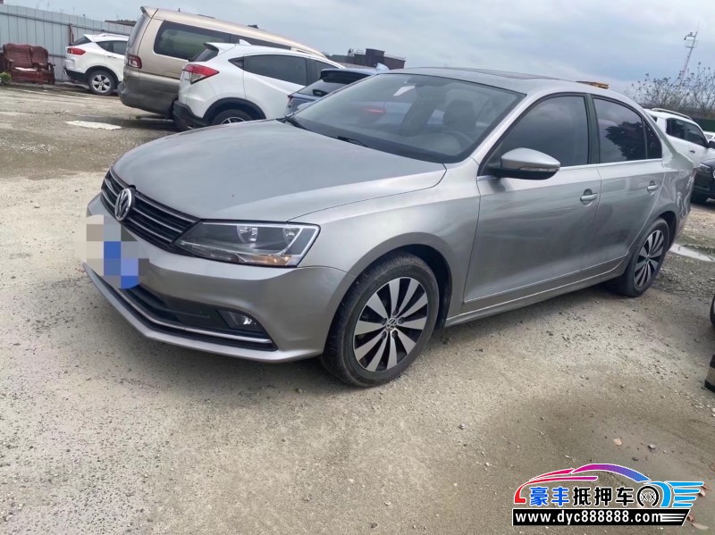 17年大众速腾轿车抵押车出售