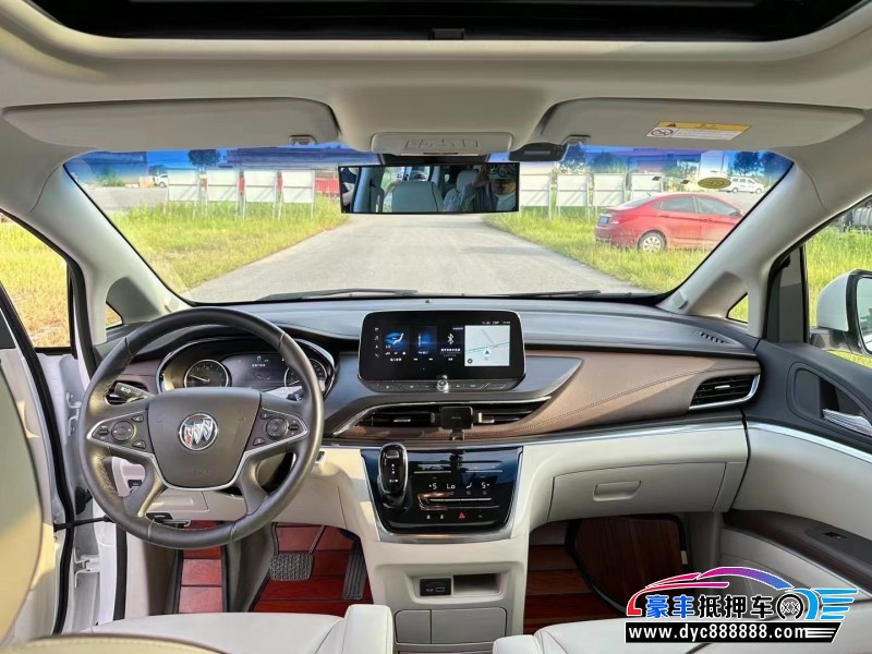 21年别克GL8轿车抵押车出售