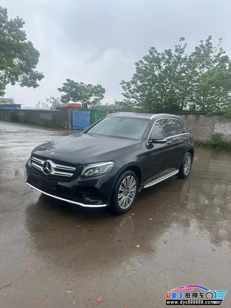 17年奔驰GLCSUV抵押车出售