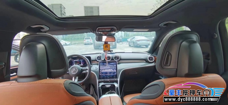 22年奔驰C轿车抵押车出售