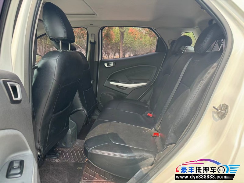 16年福特翼搏轿车抵押车出售