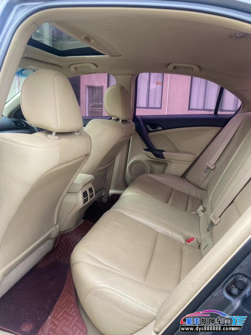 10年本田思铂睿轿车抵押车出售