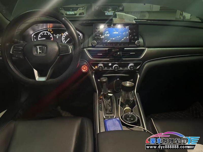 21年本田雅阁轿车抵押车出售