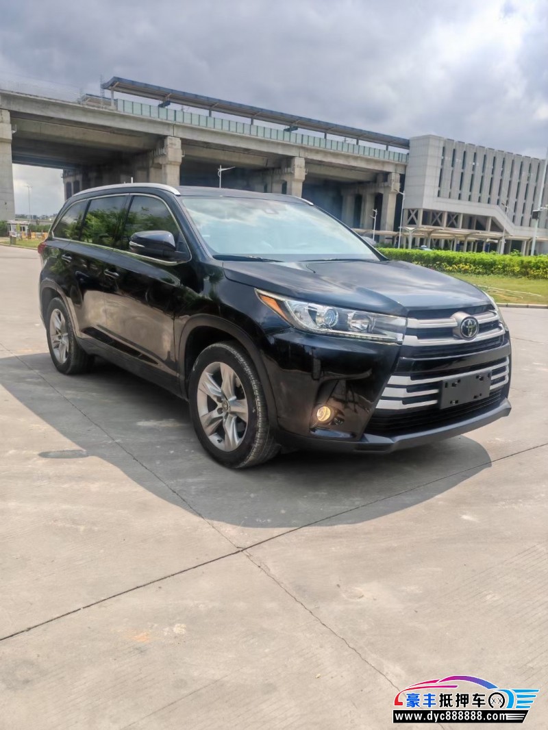 18年丰田汉兰达轿车抵押车出售