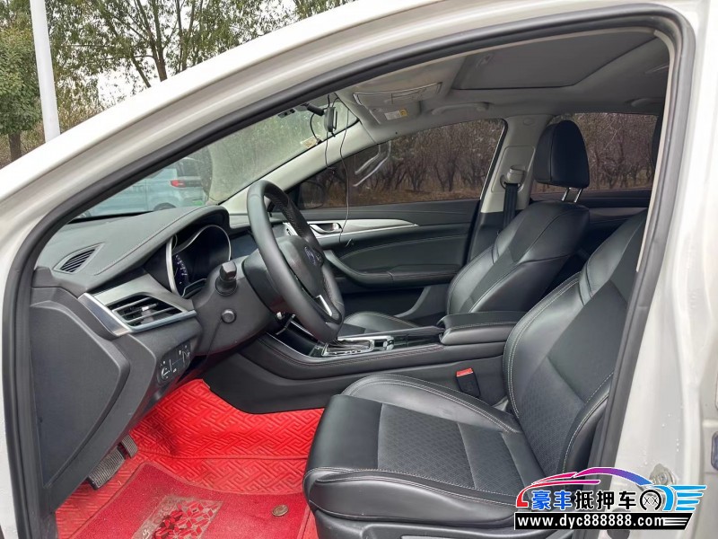 19年长安逸动轿车抵押车出售