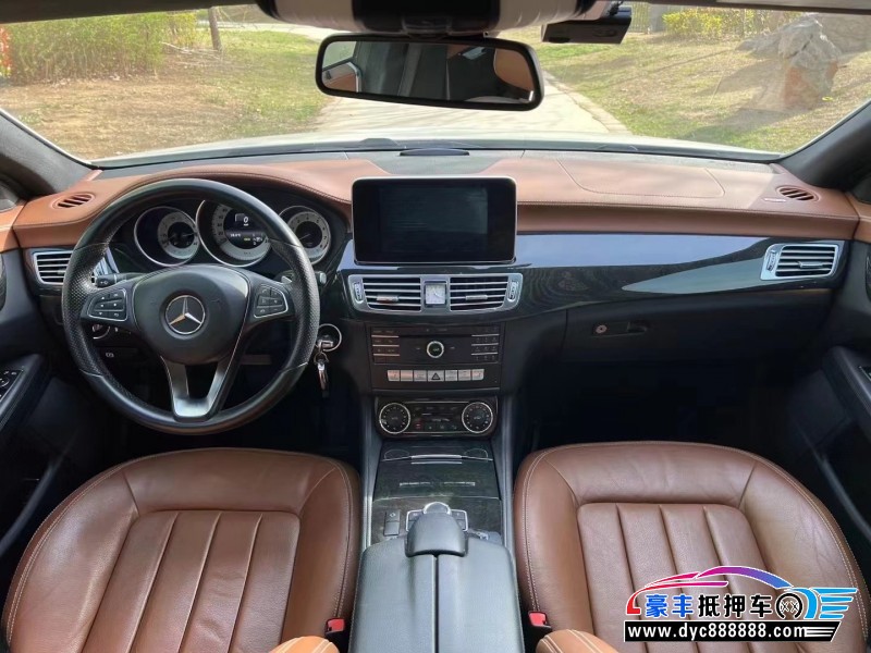 15年奔驰CLS轿车抵押车出售