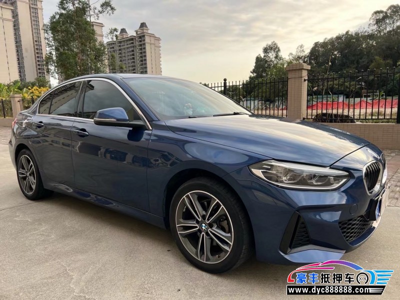 21年宝马1系轿车抵押车出售