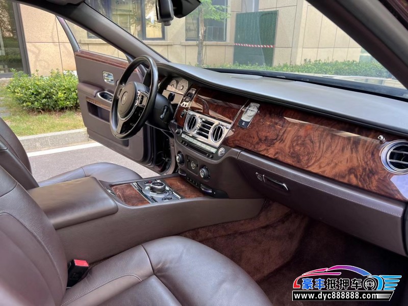 14年劳斯莱斯古斯特轿车抵押车出售