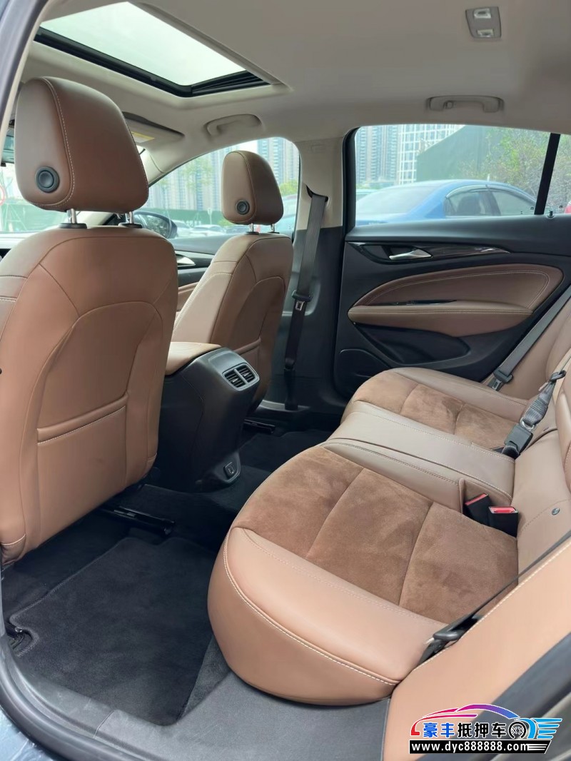 22年别克君威轿车抵押车出售