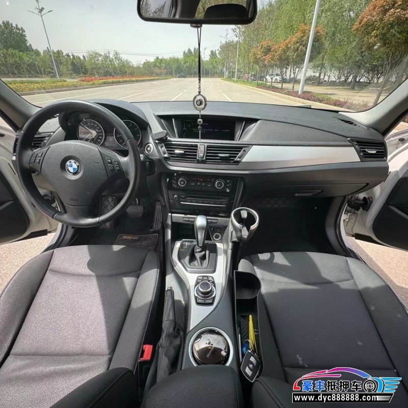 14年宝马X1轿车抵押车出售