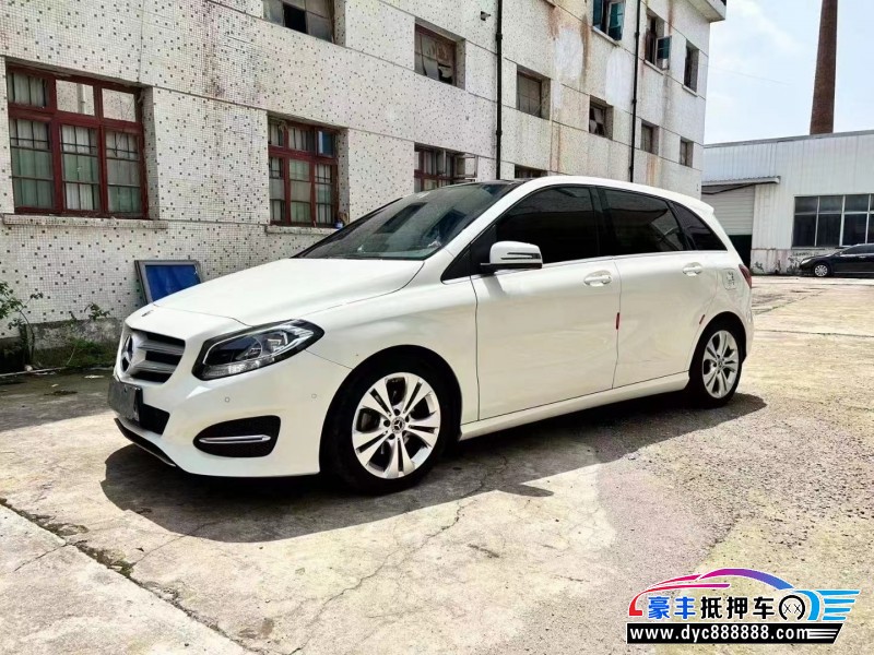18年奔驰B轿车抵押车出售