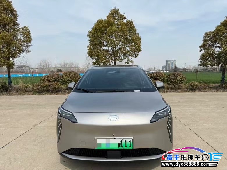 22年埃安Y70轿车抵押车出售